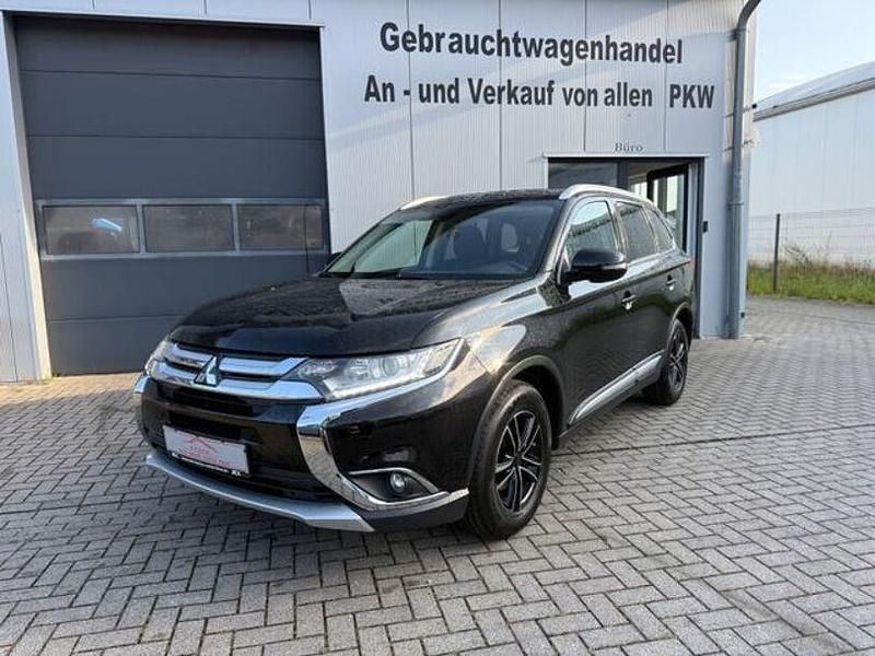 Schwarz Gebraucht 2017 Mitsubishi Outlander Edition SUV | 13.300 € (Etwas zu teuer) - Bild 1/4