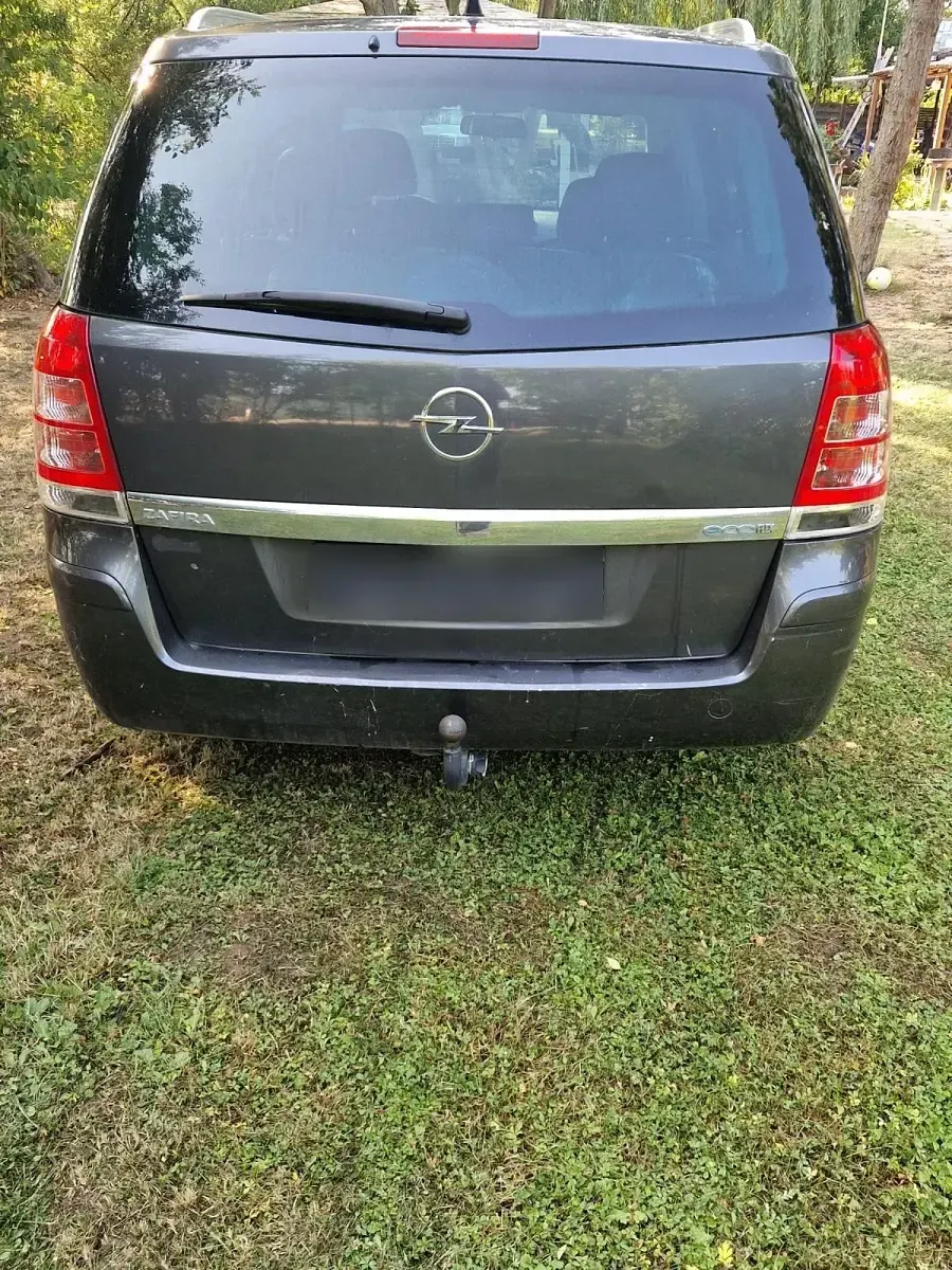 Gebraucht Opel Zafira 125 PS (91 kW) 2011 Grau Van / Kleinbus