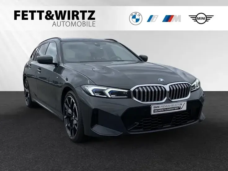 Gebraucht BMW 330 M Sport 245 PS (180 kW) 2025 Kombi