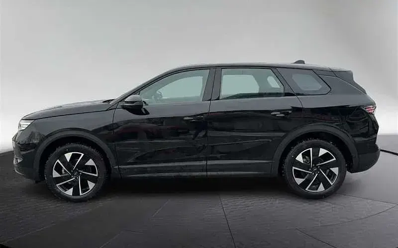 Neu Opel Grandland X Enjoy 130 PS (95 kW) 2025 Schwarz SUV