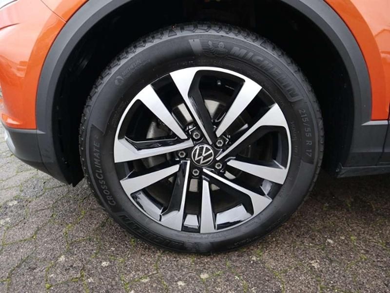 Gebraucht VW T-Roc United 150 PS (110 kW) 2020 Energetic orange metallic SUV