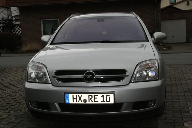 Gebraucht Opel Vectra Elegance 204 PS (150 kW) 2004 Silber metallic Kombi