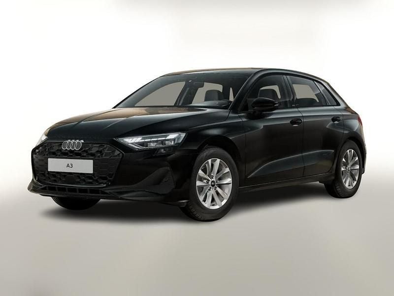 Schwarz Neu 2025 Audi A3 Sportback Ambiente Limousine | 30.788 € - Bild 1/4