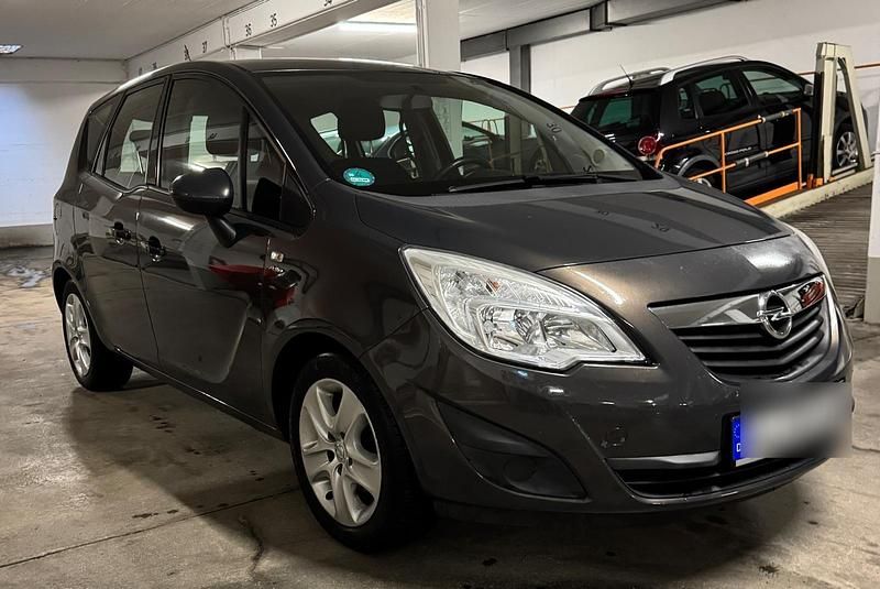 Gebraucht Opel Meriva Active 120 PS (88 kW) 2013 Grau Van / Kleinbus