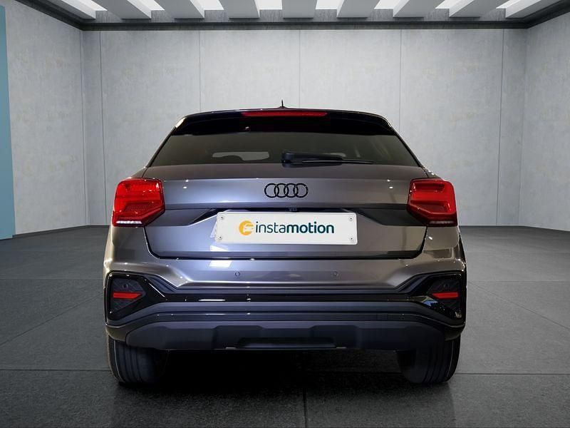 Gebraucht Audi Q2 S-Line 150 PS (110 kW) 2025 Grau SUV