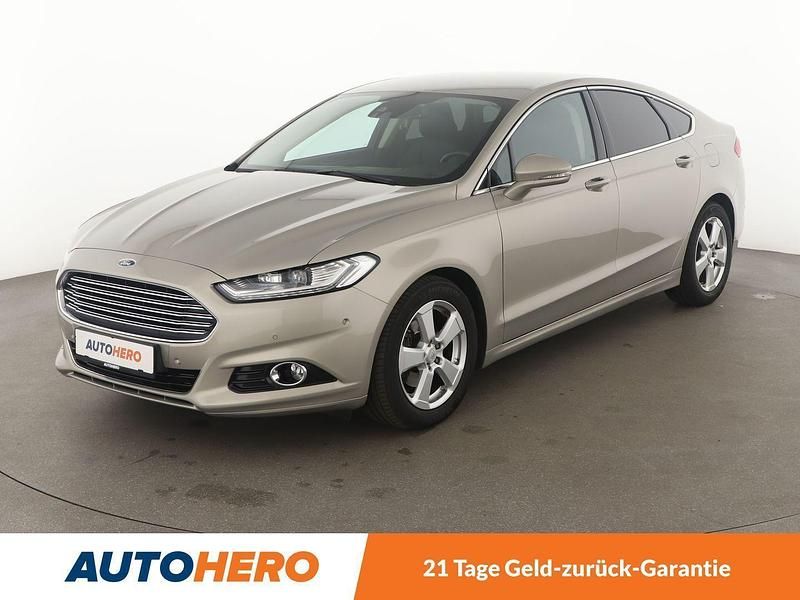 Grau Gebraucht 2015 Ford Mondeo Titanium Limousine | 16.950 € (Etwas zu teuer) - Bild 1/3