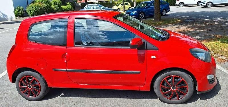 Rot Gebraucht 2013 Renault Twingo Kleinwagen | 2.200 € (Superpreis) - Bild 1/4