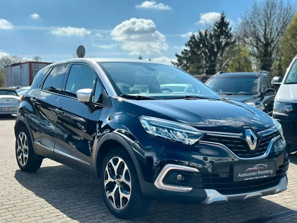 Używany Renault Captur Intens 90 KM (66 kW) 2018 Czarny SUV