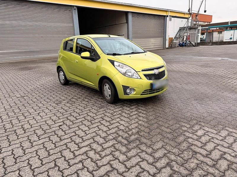 Second-hand Chevrolet Spark LS 2010 Verde Hatchback