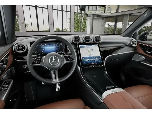 Używany Mercedes GLC300e Advanced Plus 204 KM (150 kW) 2024 Czarny SUV
