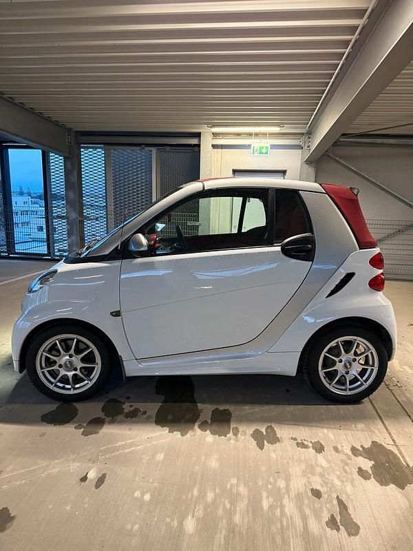 Gebraucht Smart ForTwo Cabrio Passion 75 PS (55 kW) 2014 Weiß Cabrio