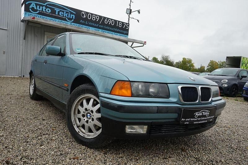 Moreagruen metallic Gebraucht 1997 BMW 328 Limousine | 9.950 € (Guter Preis) - Bild 1/3