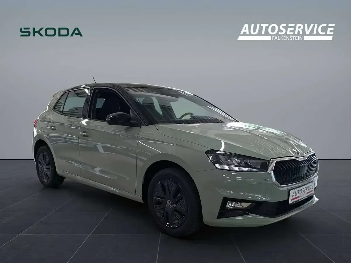 Neu Skoda Fabia Selection 95 PS (69 kW) 2026 Timiano grün Kleinwagen