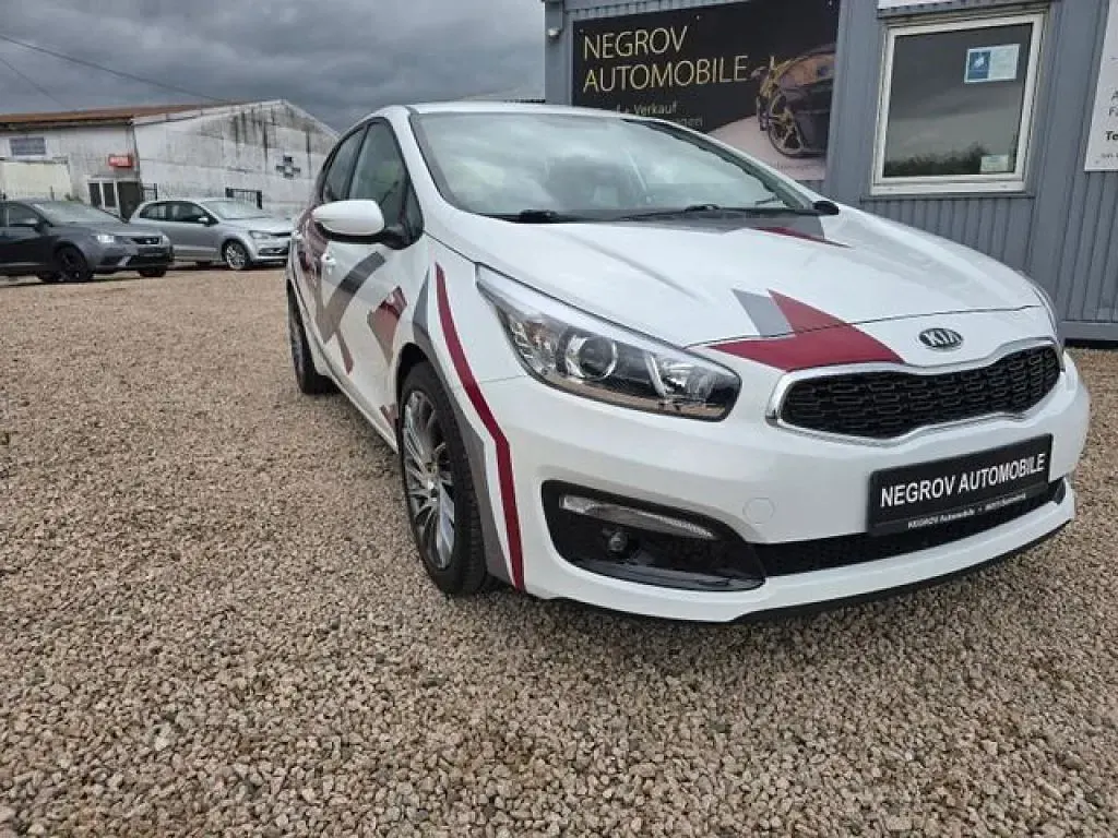 Occasion Kia Ceed 135 ch (99 kW) 2018 Blanc Citadine