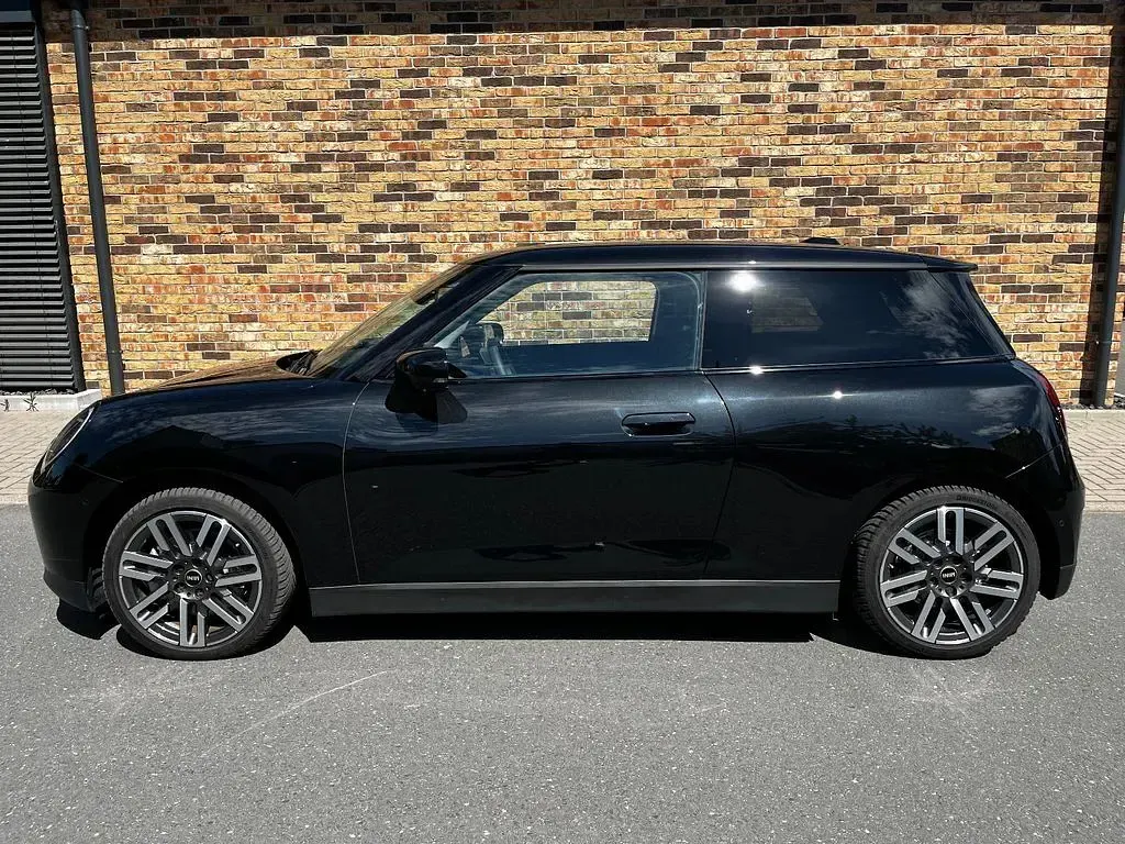 Occasion Mini Cooper 135 kW (184 PK) 2024 Zwart Hatchback