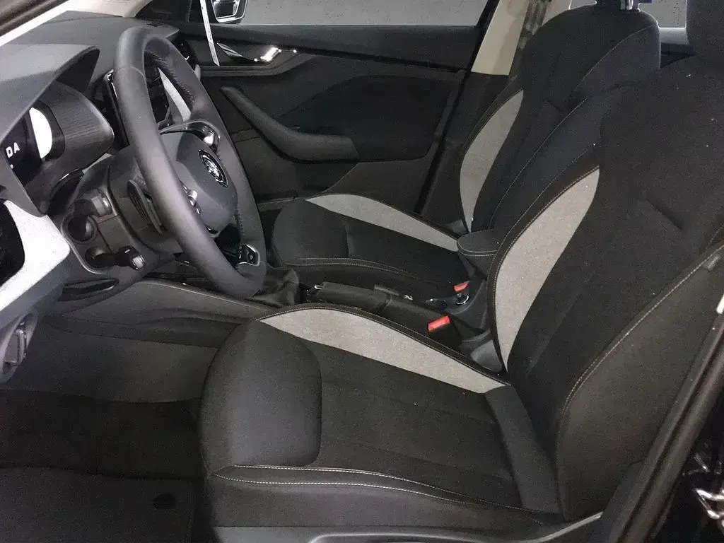 Gebraucht Skoda Scala Selection 116 PS (85 kW) 2024 Schwarz Kleinwagen