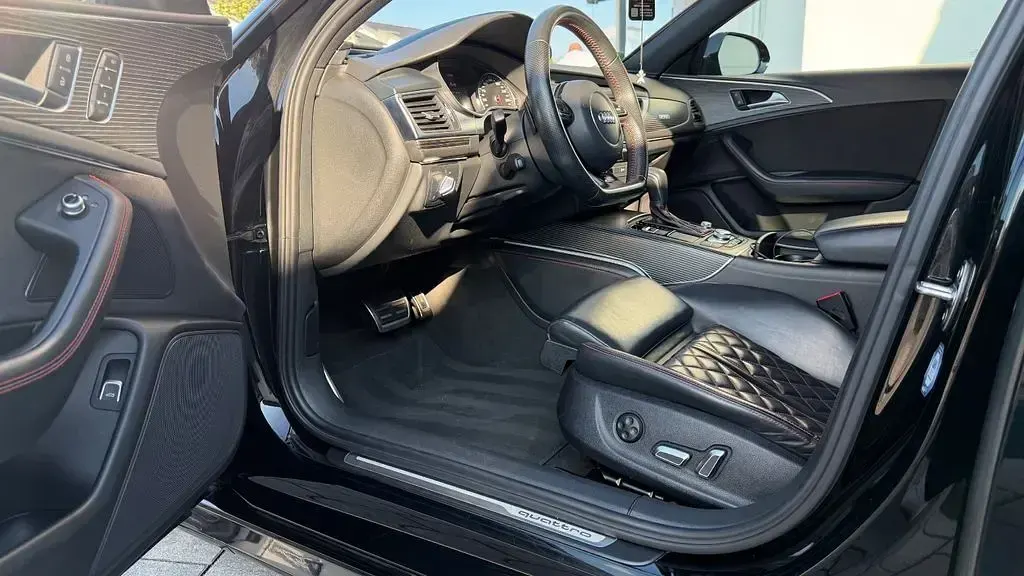 Gebraucht Audi A6 Ambiente 326 PS (239 kW) 2017 Schwarz Kombi