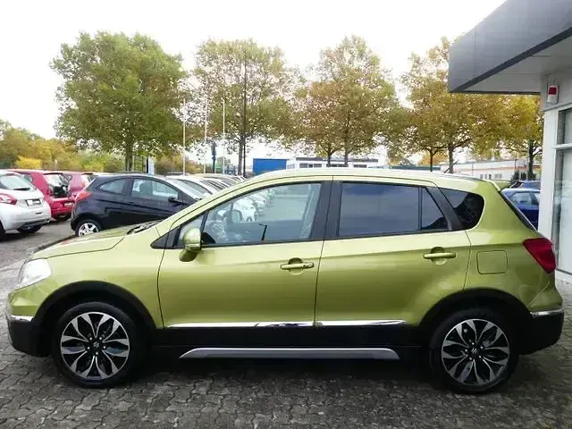 Gebraucht Suzuki SX4 S-Cross Comfort 120 PS (88 kW) 2014 Grün SUV
