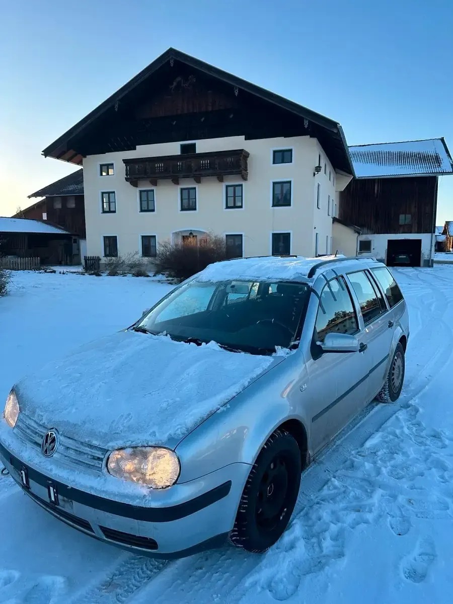 Gebraucht VW Golf IV 105 PS (77 kW) 2001 Silber Kombi