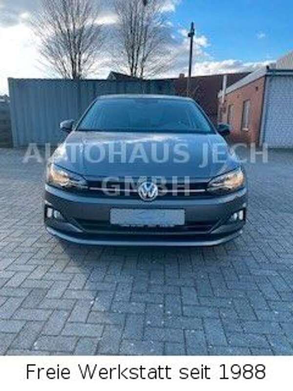 Limestone grey metallic Gebraucht 2019 VW Polo IQ Drive Kleinwagen | 17.490 € (Fairer Preis) - Bild 1/4
