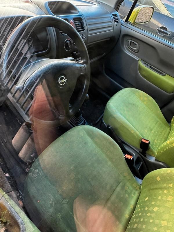 Gebraucht Opel Agila 75 PS (55 kW) 2000 Grün Van / Kleinbus