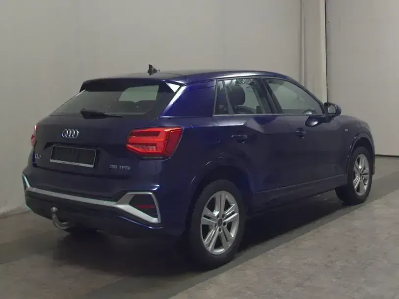 Gebraucht Audi Q2 S-Line 150 PS (110 kW) 2023 Blau SUV