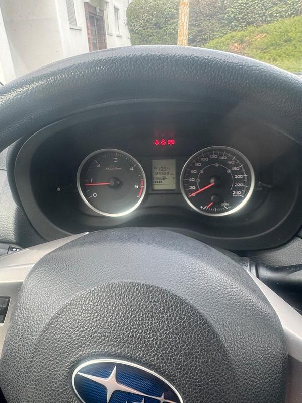 Gebraucht Subaru Forester 147 PS (108 kW) 2014 Grau SUV