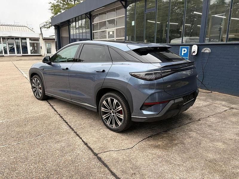 Neu BYD Sealion 7 Design 389 kW (530 PS) 2025 Grau SUV