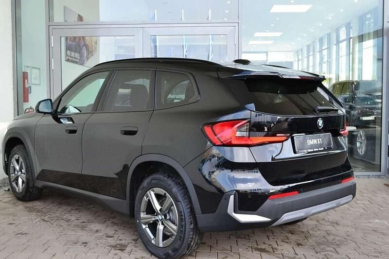 Neu BMW X1 156 PS (114 kW) 2026 Schwarz uni SUV