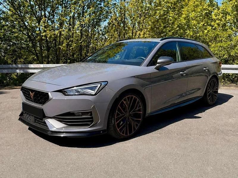 Second-hand Cupra Leon 245 CP (180 kW) 2022 Gri Break