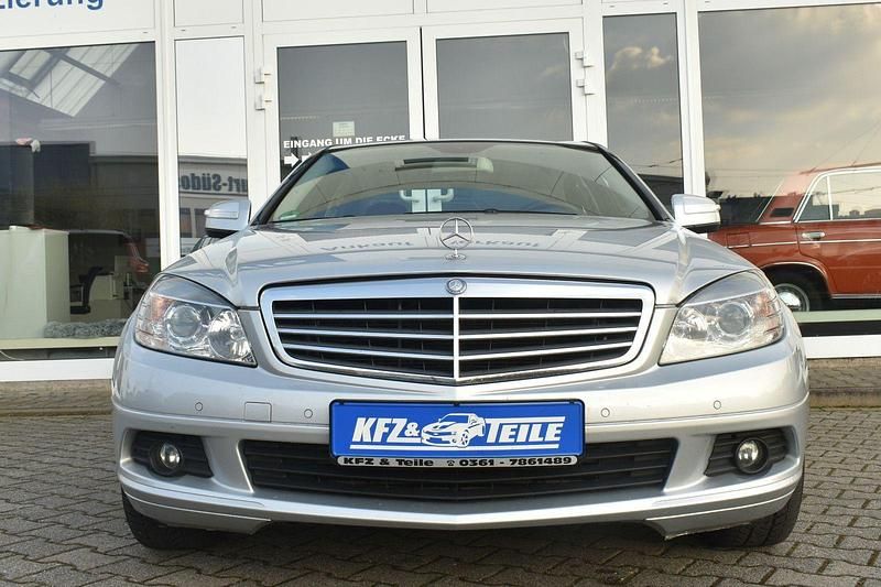 Gebraucht Mercedes C220 170 PS (125 kW) 2007 Silber Limousine