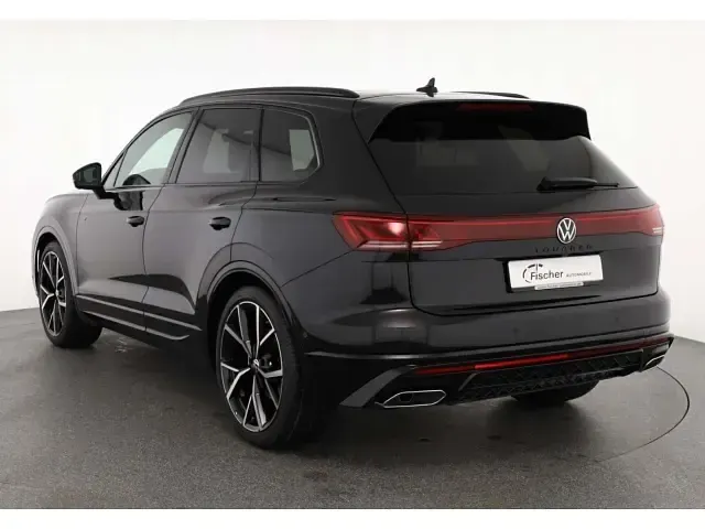 Neu VW Touareg Style 286 PS (210 kW) 2025 Schwarz SUV