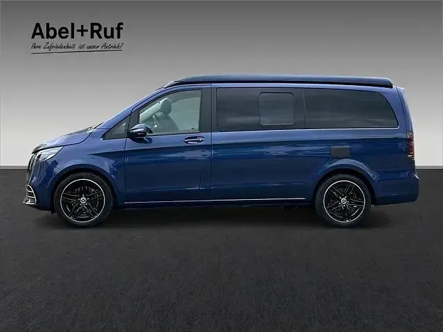 Gebraucht Mercedes 300 AMG 237 PS (174 kW) 2026 Van / Kleinbus
