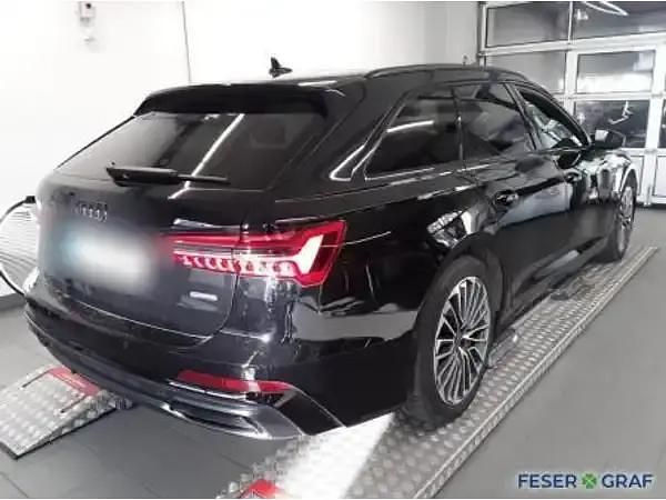 Gebraucht Audi A6 Ambiente 367 PS (269 kW) 2022 Brillantschwarz Kombi