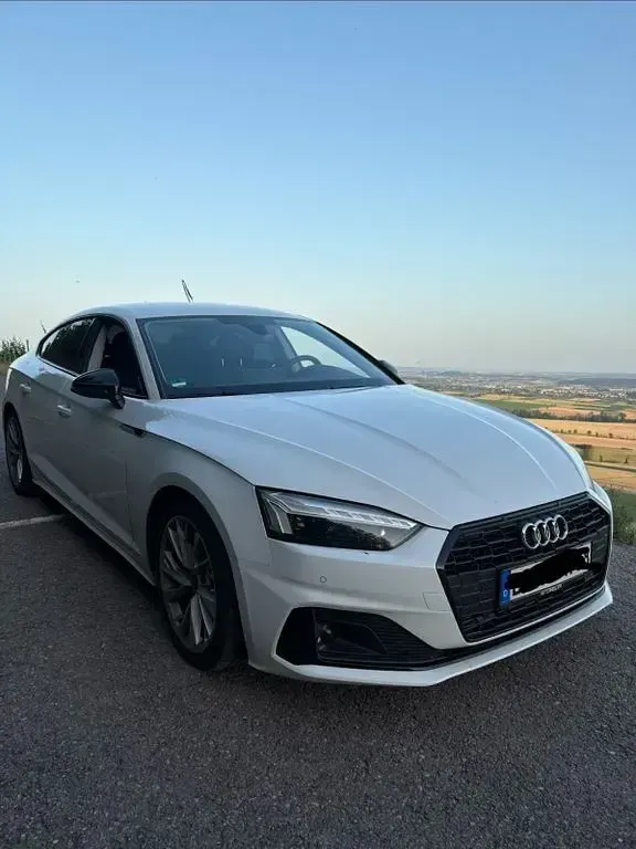 Gebraucht Audi A5 Sportback Advanced 204 PS (150 kW) 2023 Weiß Kleinwagen