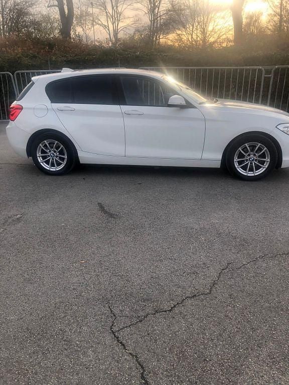 Gebraucht BMW 116 109 PS (80 kW) 2017 Weiß Kleinwagen