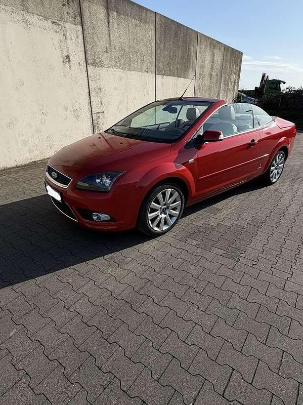 Gebraucht Ford Focus Cabriolet Titanium 145 PS (106 kW) 2008 Cabrio