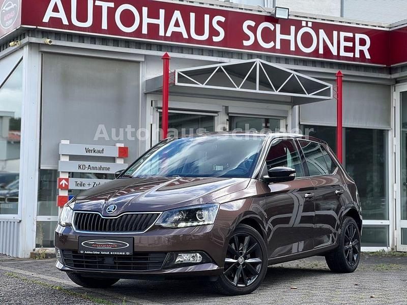 Braun Gebraucht 2015 Skoda Fabia Style Limousine | 10.950 € (Fairer Preis) - Bild 1/4