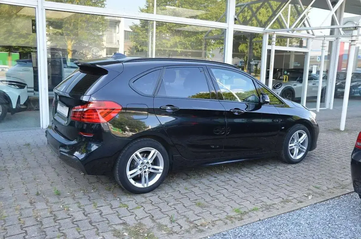 Gebraucht BMW 218 M Sport 140 PS (102 kW) 2019 Schwarz Kombi