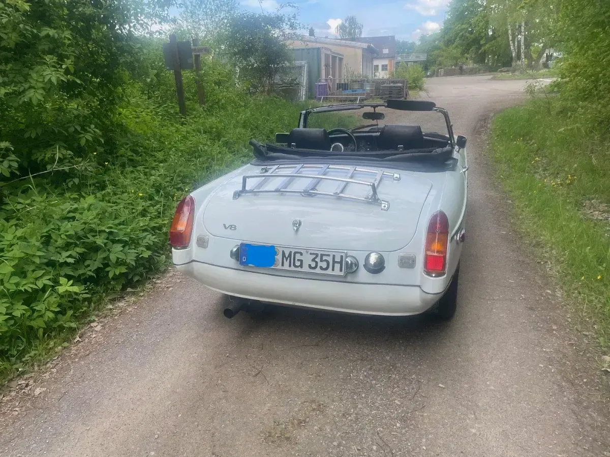 Używany MG B 192 KM (141 kW) 1980 Biały Kabriolet
