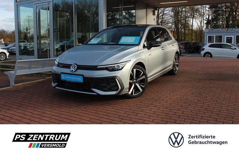 Oyster silver Gebraucht 2025 VW Golf VIII GTE Limousine | 39.930 € - Bild 1/3
