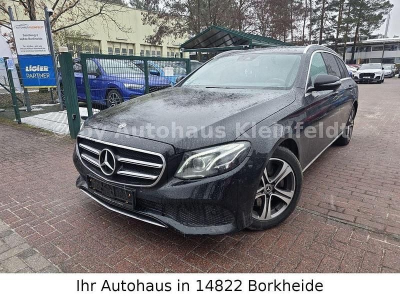 Gebraucht Mercedes E220 Avantgarde 194 PS (142 kW) 2019 Schwarz Kombi