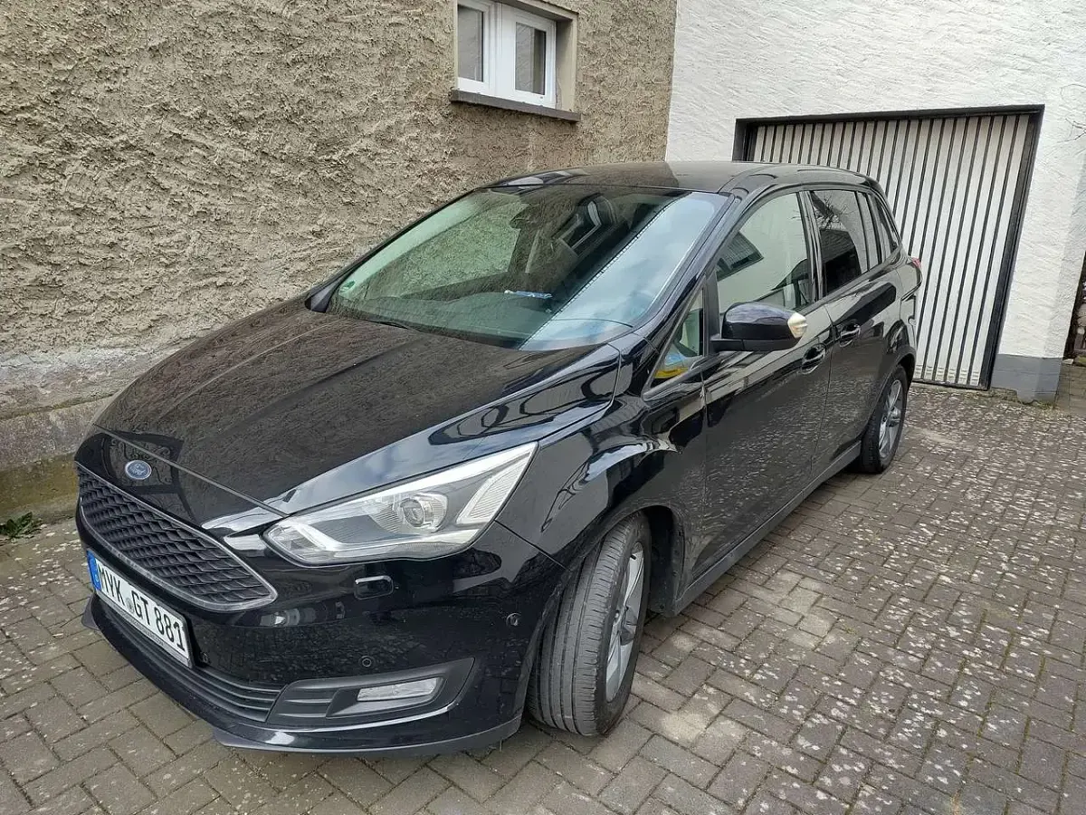 Gebraucht Ford Grand C-Max Business Edition 150 PS (110 kW) 2017 Schwarz Van / Kleinbus