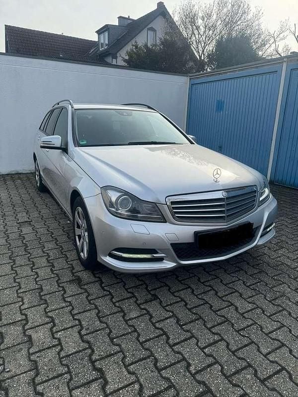Gebraucht Mercedes C220 Elegance 170 PS (125 kW) 2014 Kombi