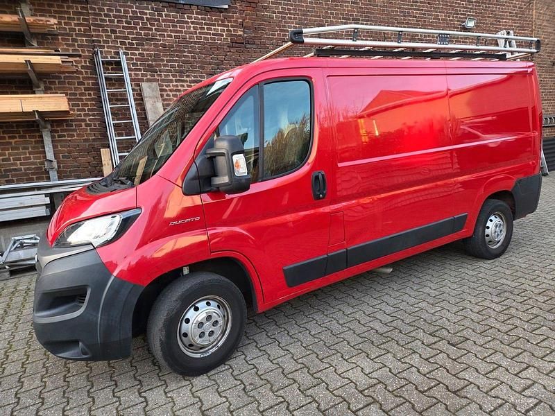 Gebraucht Fiat Ducato 140 PS (102 kW) 2021 Rot Van