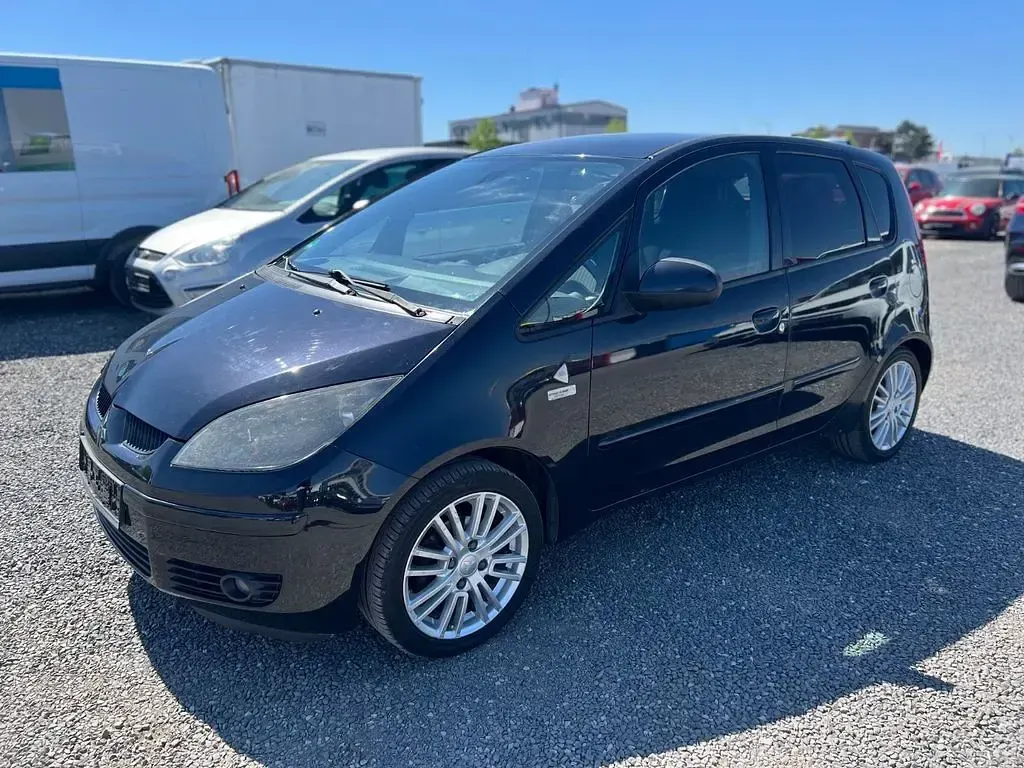 Gebraucht Mitsubishi Colt Motion 95 PS (69 kW) 2008 Schwarz Limousine