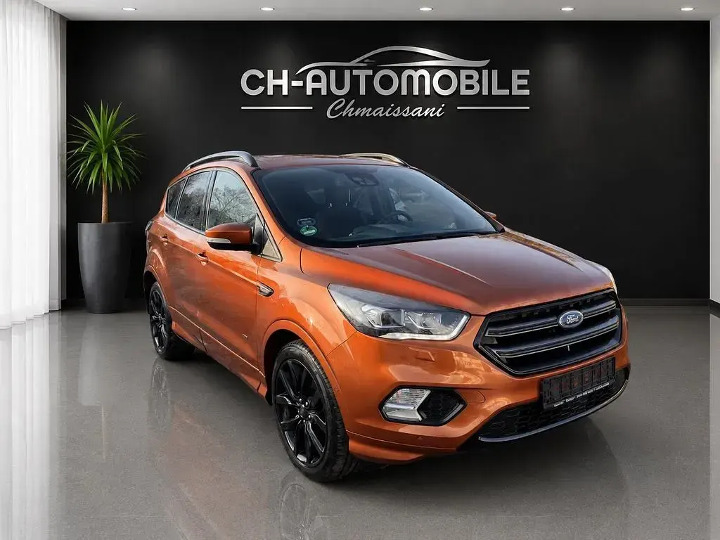 Gebraucht Ford Kuga ST-Line 182 PS (133 kW) 2018 Torinobraun metallic SUV