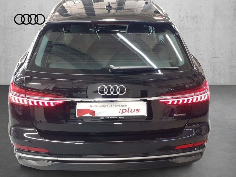 Gebraucht Audi A6 S-Line 204 PS (150 kW) 2024 Mythosschwarz metallic Kombi