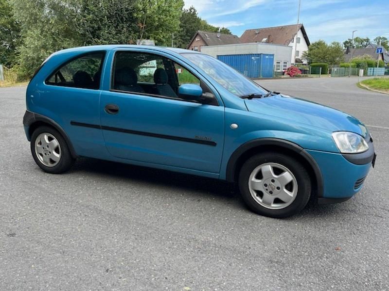 Blau Gebraucht 2000 Opel Corsa Comfort Kleinwagen | 950 € (Fairer Preis) - Bild 1/4