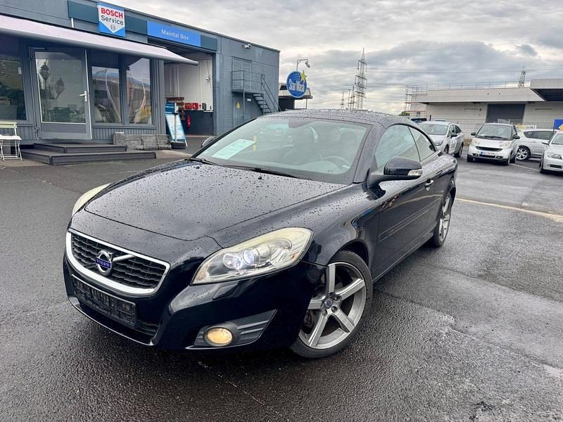 Schwarz Gebraucht 2010 Volvo C70 Momentum Cabrio | 8.990 € (Fairer Preis) - Bild 1/4